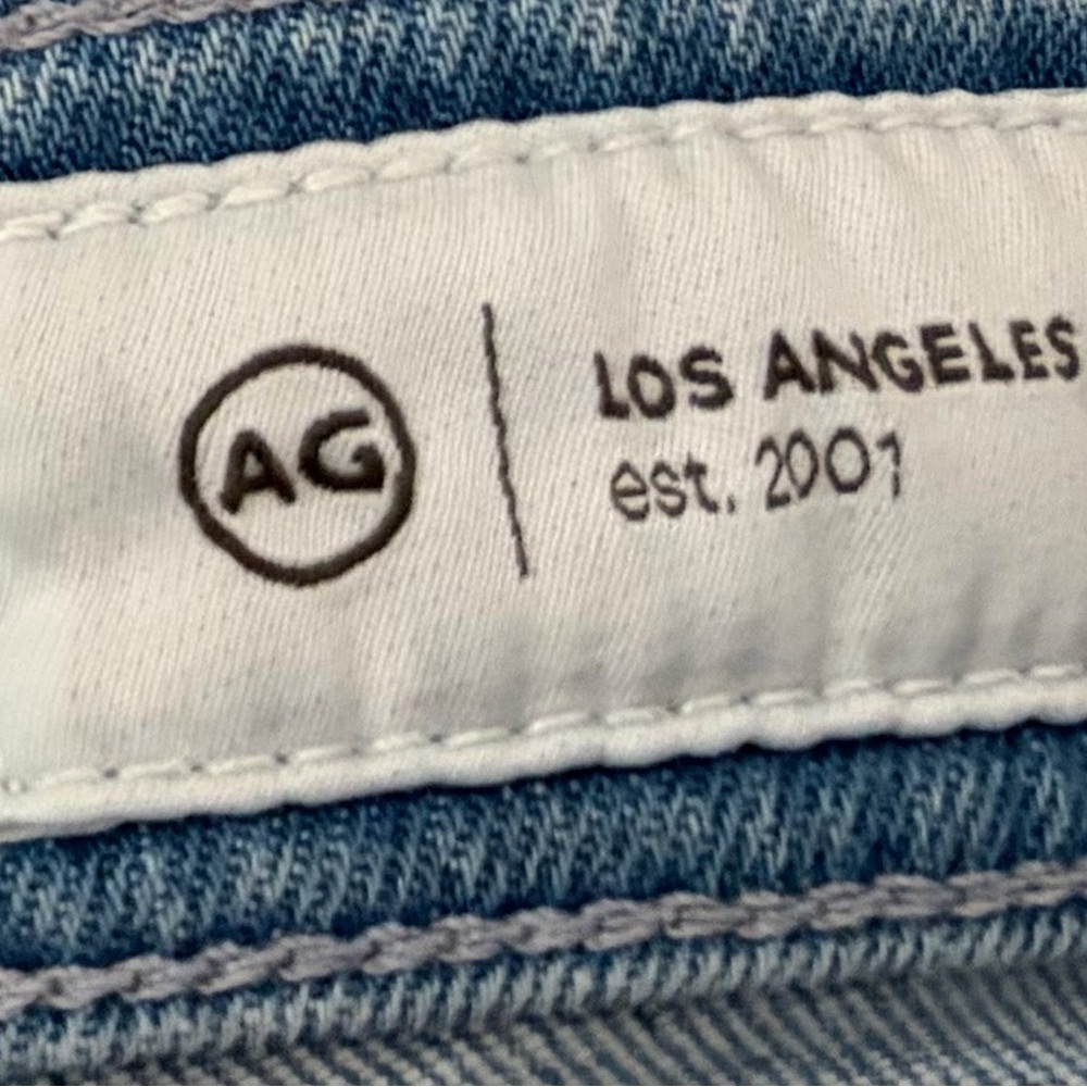 NWT/ AG Saige Mid-Rise Dana Point (Light Blue)Wide-Leg Cropped Jeans - Picture 14 of 14